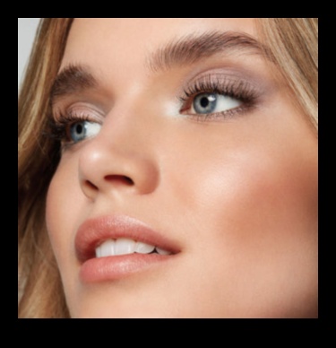 أناقة خفية: فن الحصول على مظهر راقي بالمكياج الطبيعي