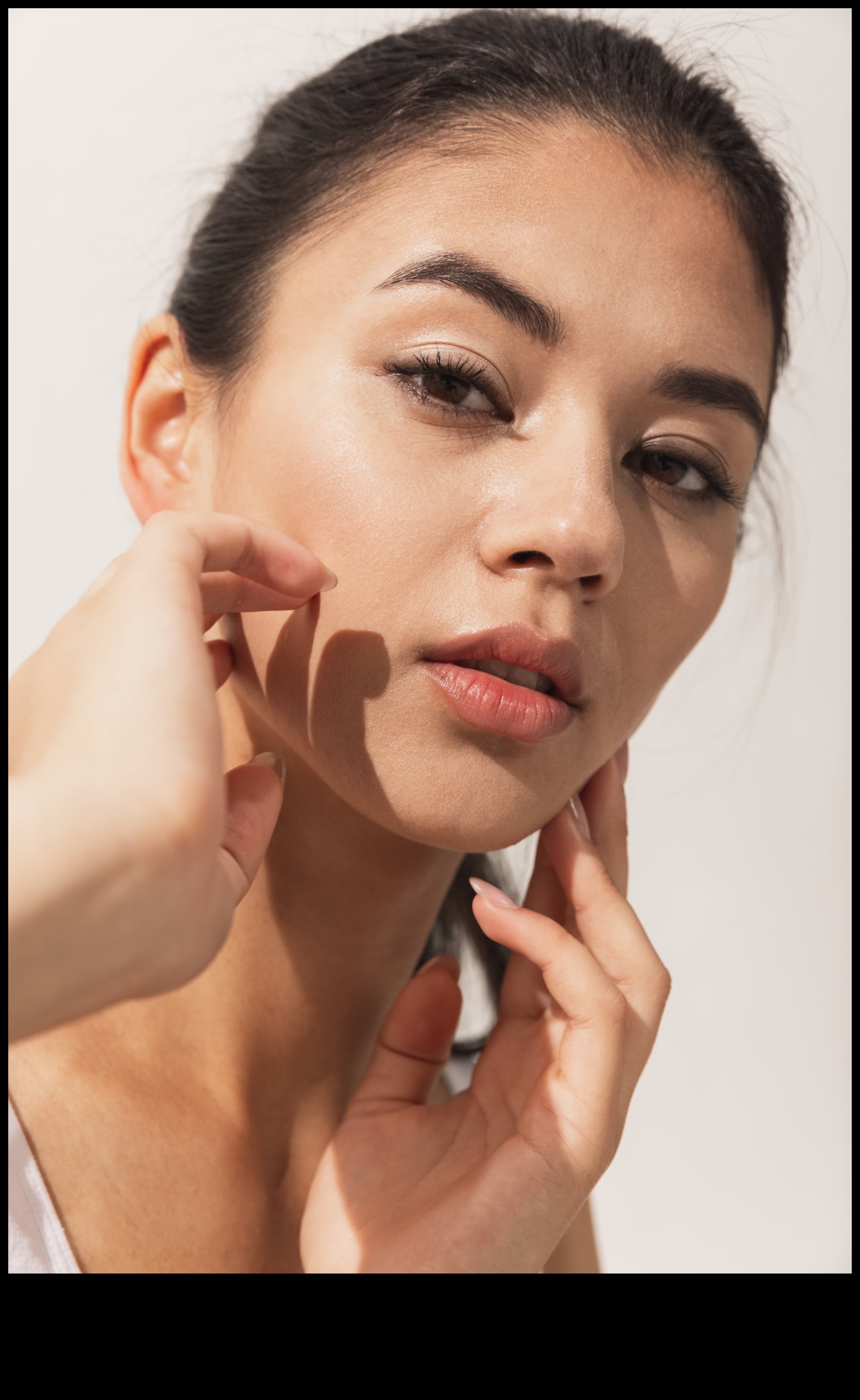 هل الأقل أكثر؟ استكشاف جاذبية المكياج الطبيعي البسيط